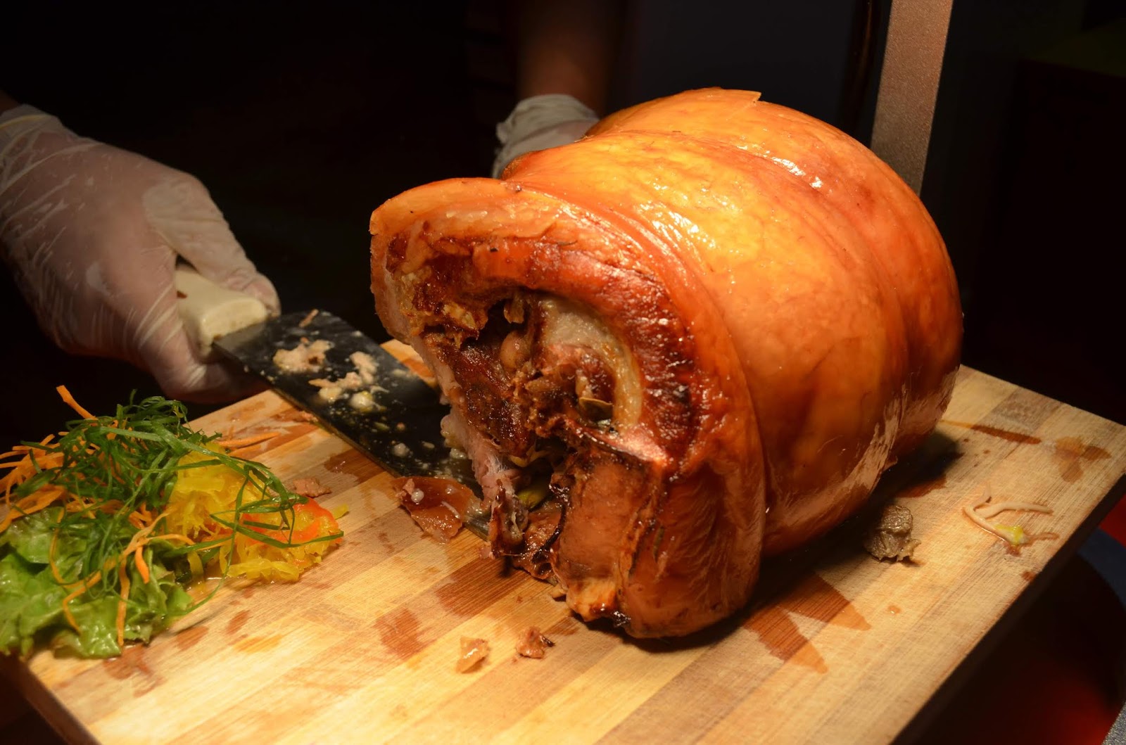 Kew Hotel Buffet Tagbilaran Bohol Buffet crispy lechon belly